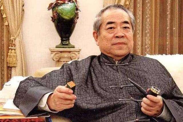 年度最具投资艺术家——范曾